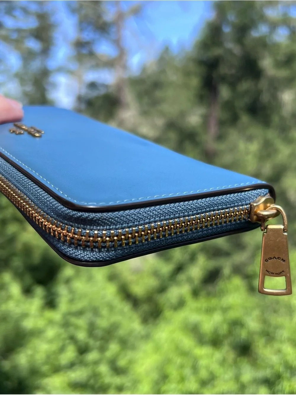 COACH Long Zip-Around Smooth Leather Wallet Blue w Gunmetal Hardware AUTHENTIC